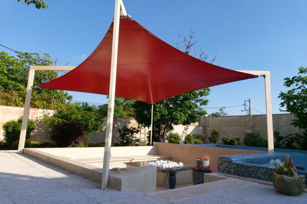 سایبان چادری با پارچه رنگی